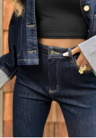 Spodnie jeansowe z paskiem Thought About It granatowe