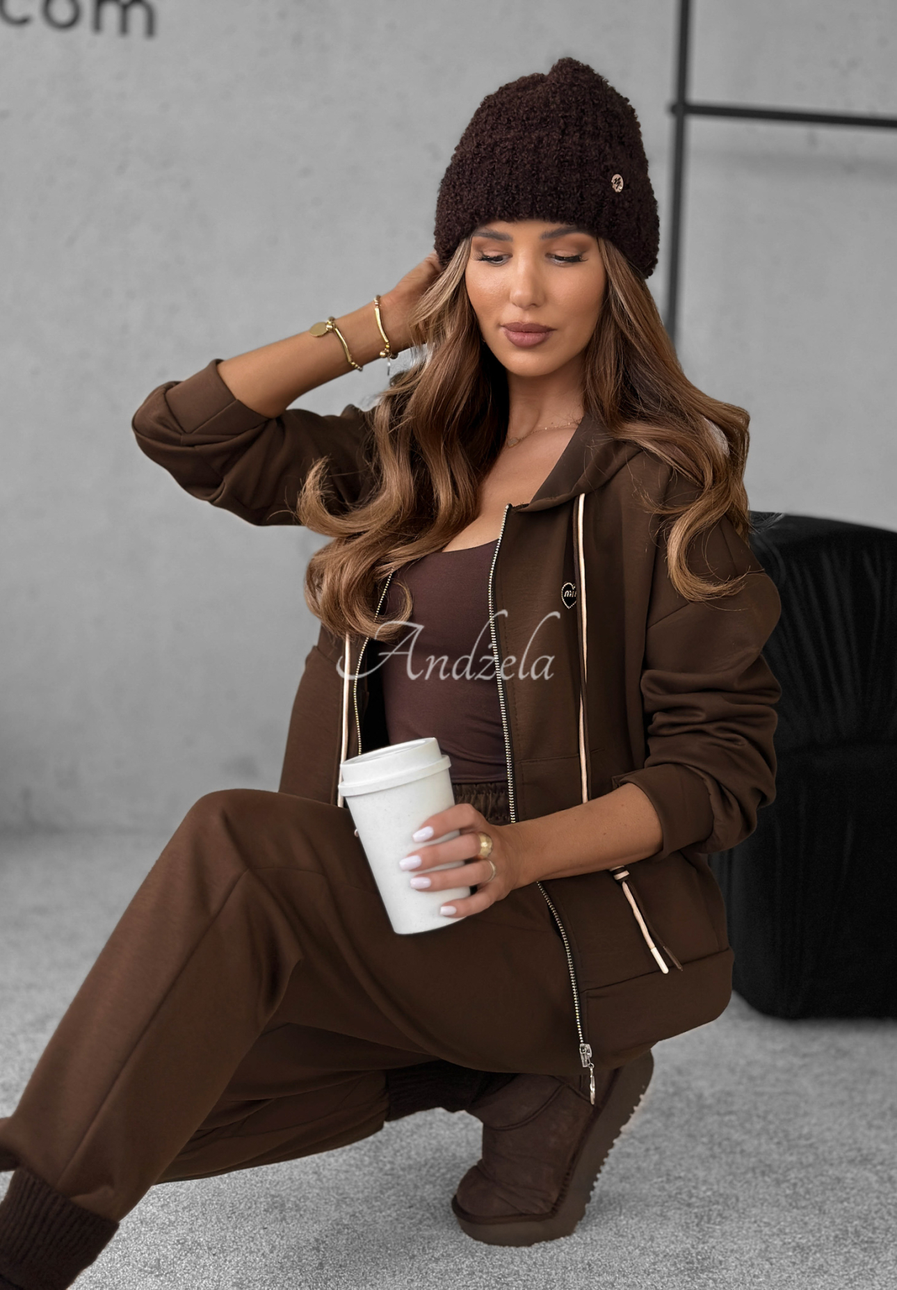 Komplet dresowy bluza i spodnie z wiskozą Just Saw You czekoladowy