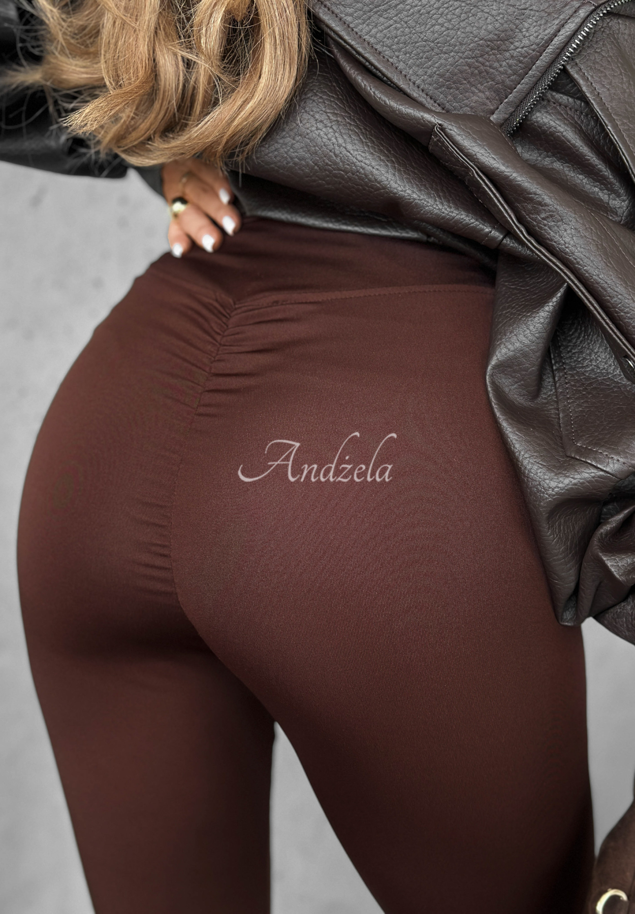 Leggings Push-Up Fit Females chocolate.