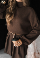 Sweter z golfem Hear My Words czekoladowa