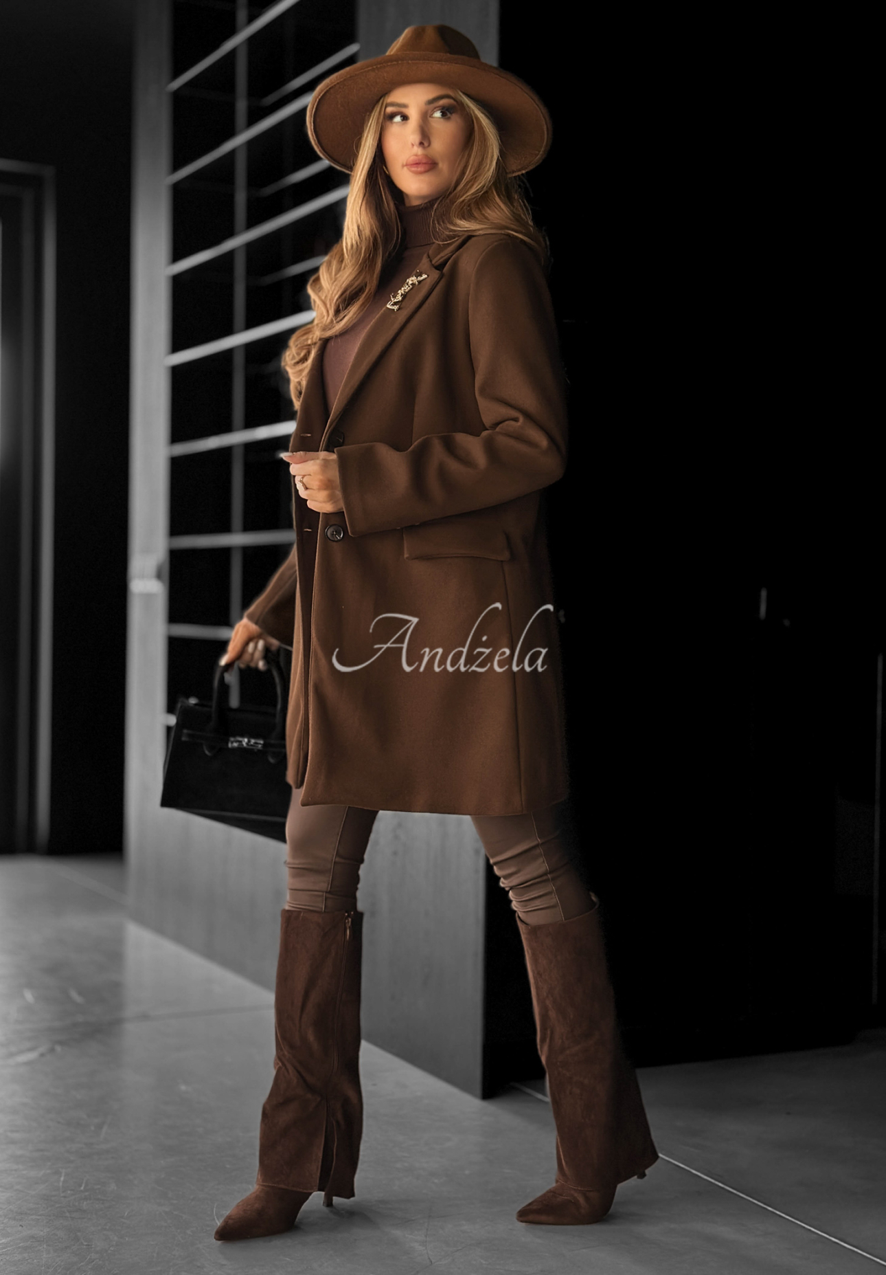 Short single-breasted coat Alison chocolate