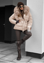 Pikowana kurtka z futerkiem i paskiem Coldest Moments beżowa