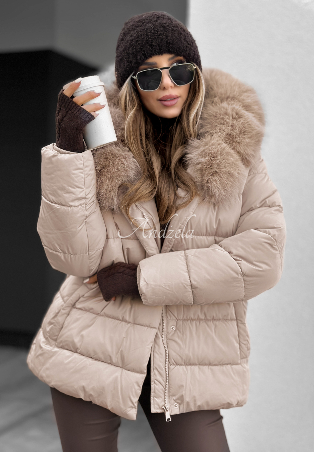 Quilted jacket with fur and belt Coldest Moments beige