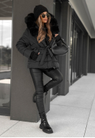 Pikowana kurtka z futerkiem i paskiem Coldest Moments czarna