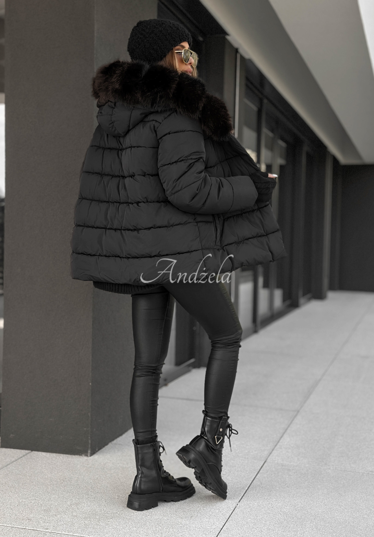 Quilted jacket with fur and belt Coldest Moments black