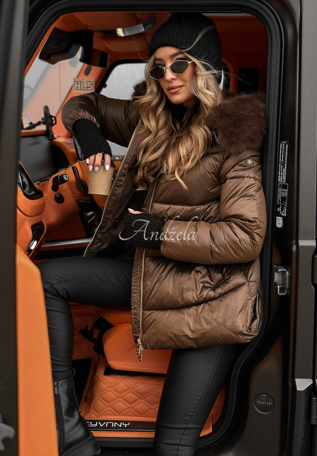 Quilted jacket with fur Something Like That chocolate