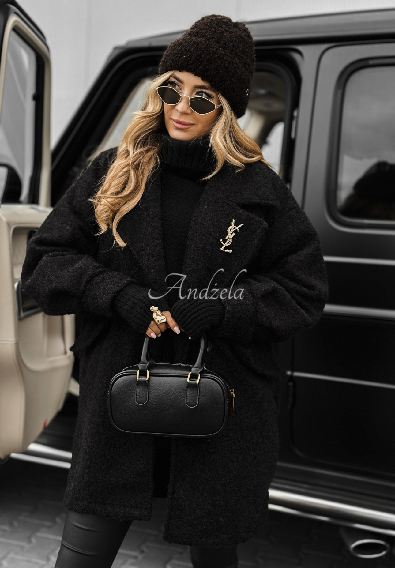 Under The Leaves wool sheepskin coat black