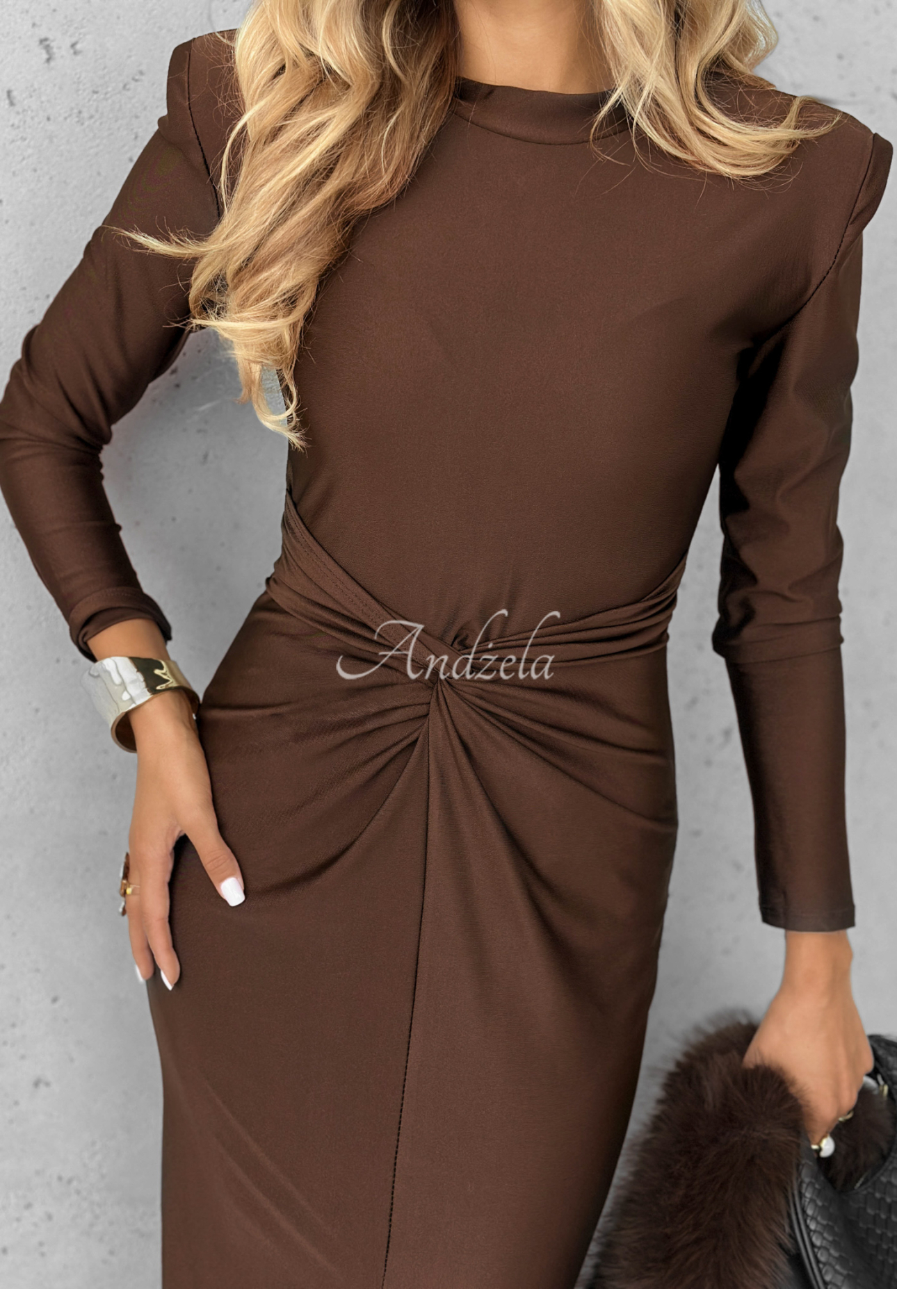 Fitted dress with slit Dance Of Dreams chocolate