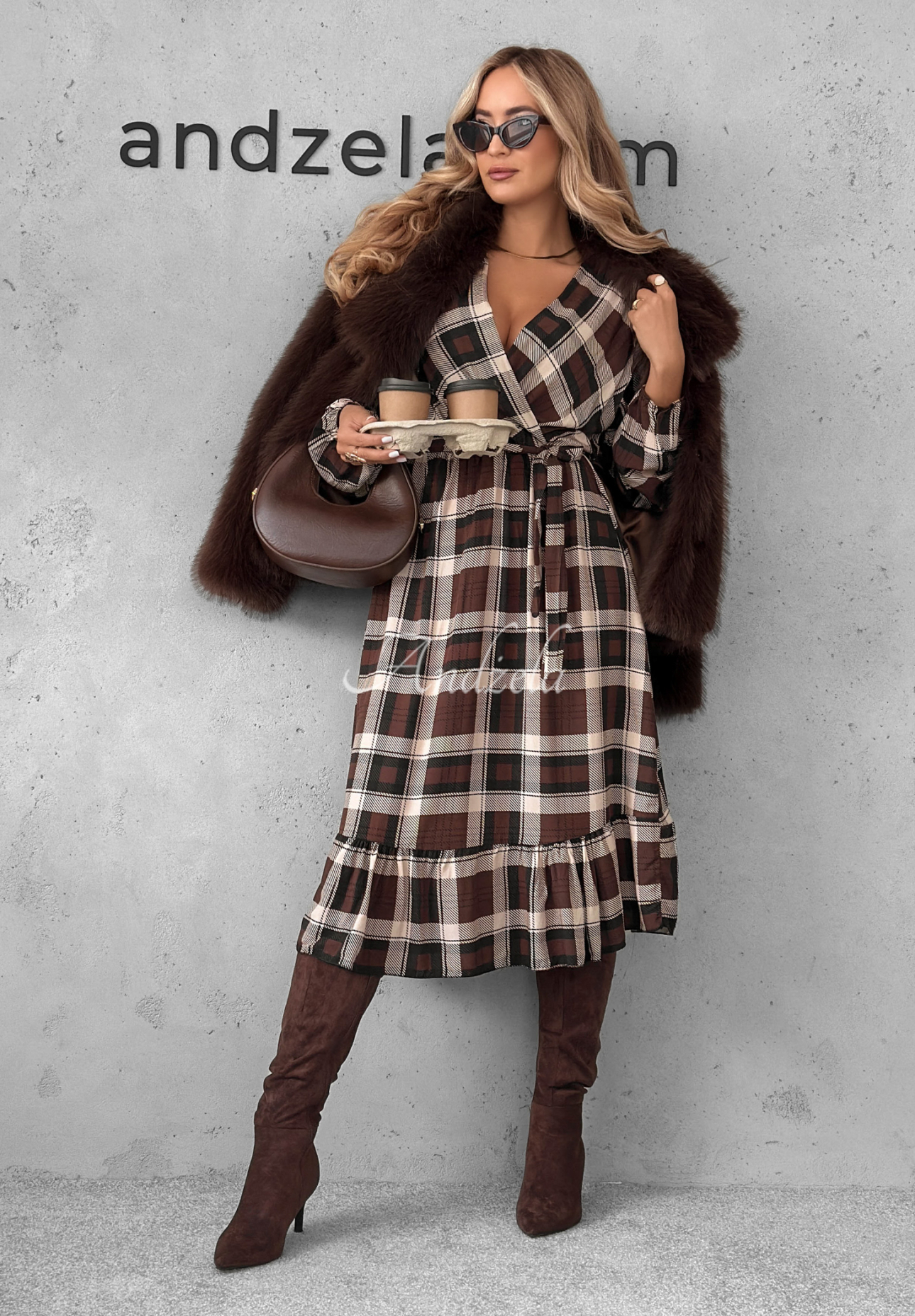 Checked viscose midi dress by Just Listen chocolate