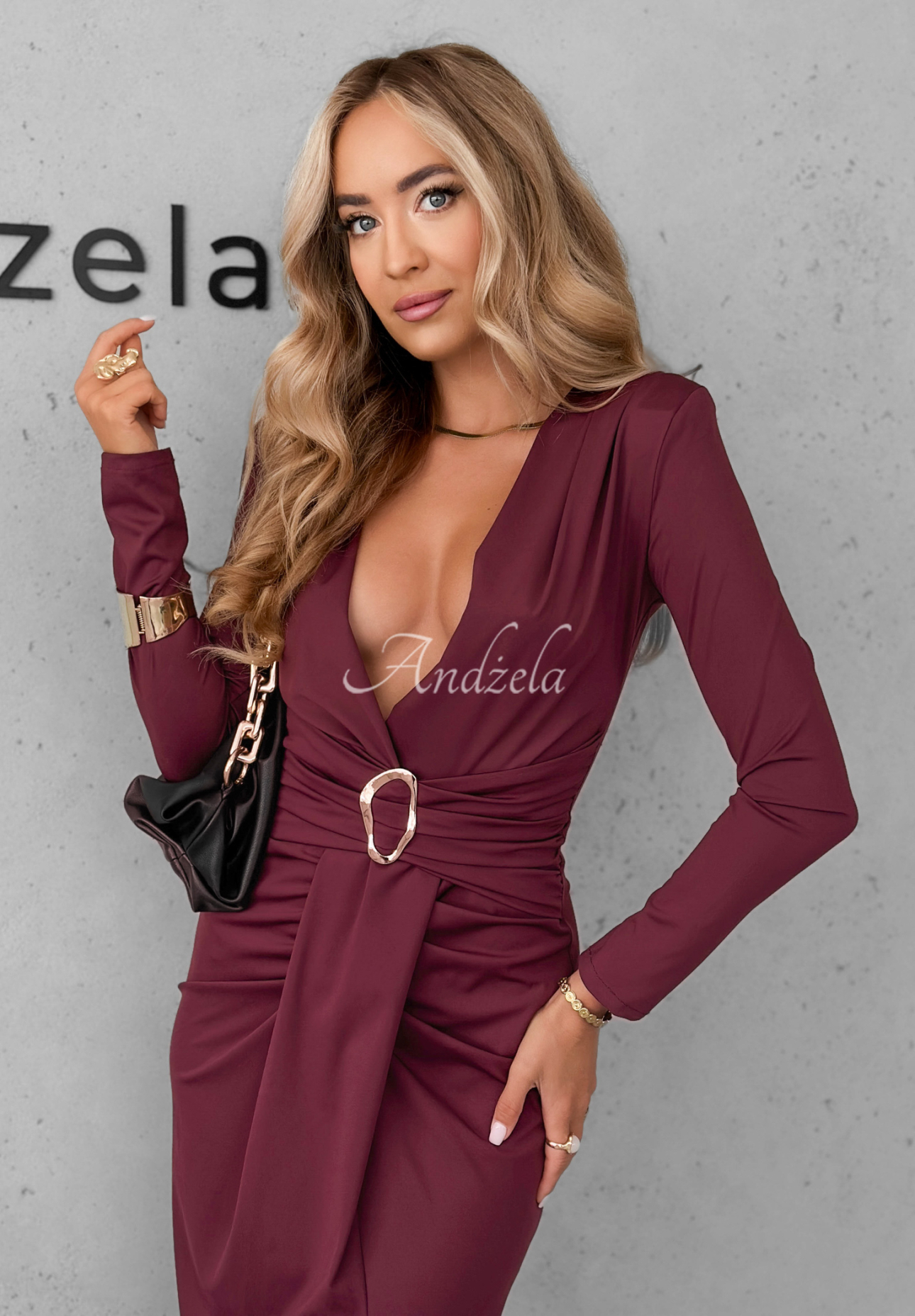 Fitted dress with creases Every Dance Move burgundy