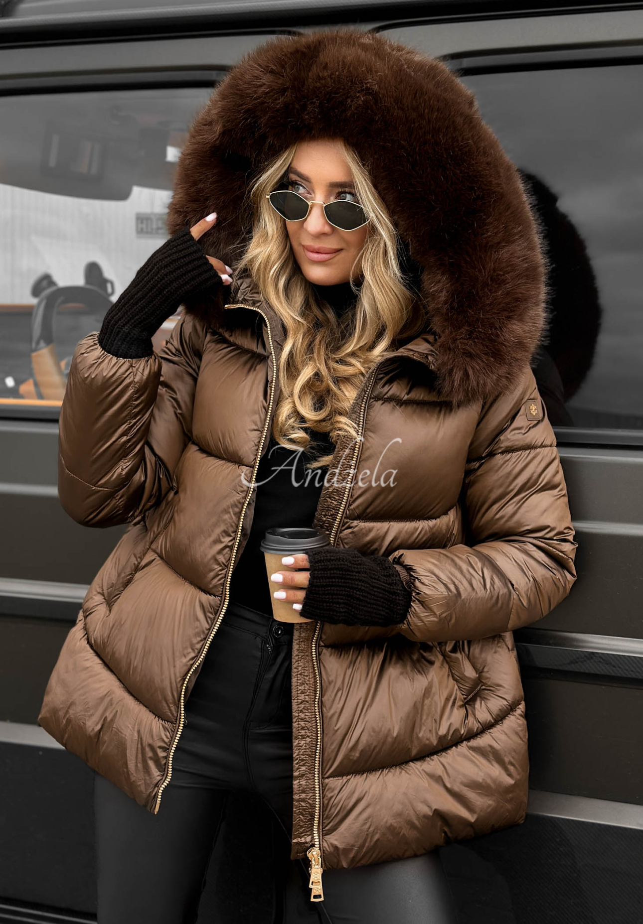 Quilted jacket with fur Something Like That chocolate