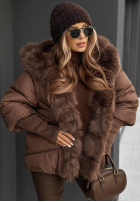 Krótka pikowana kurtka z futerkiem Frosty Horizon czekoladowa