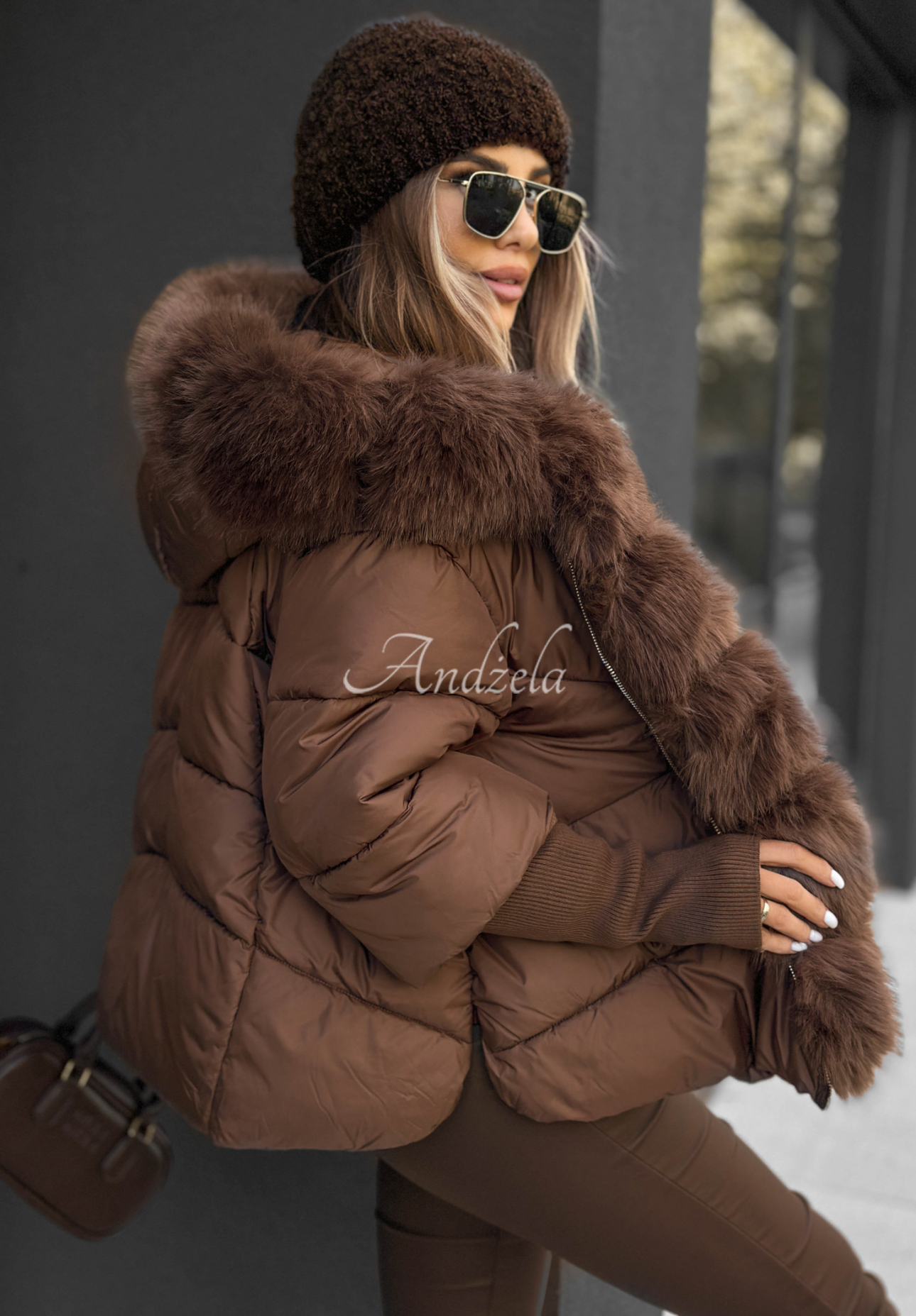 Short quilted jacket with faux fur Frosty Horizon chocolate