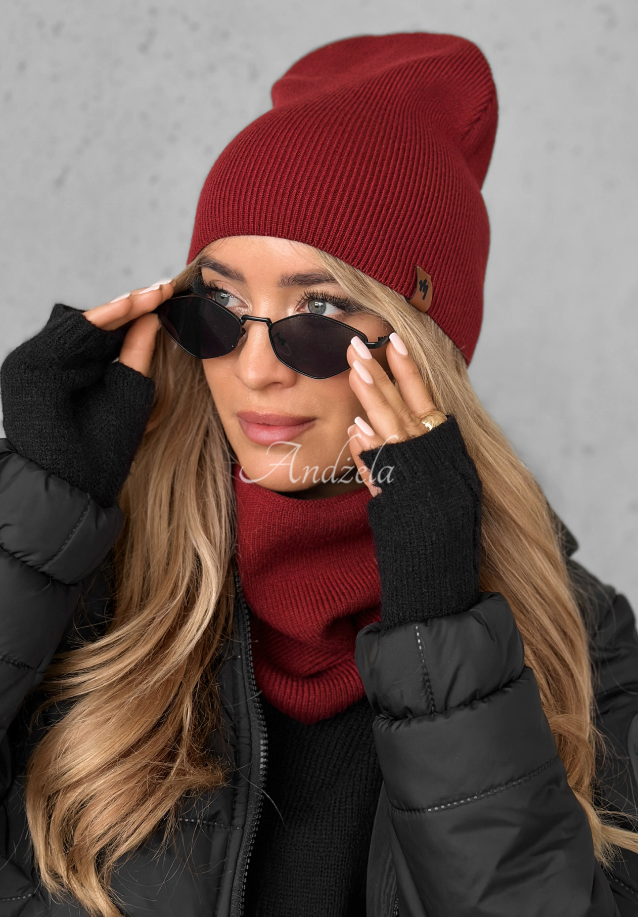 Enjoying Autumn cap with viscose burgundy