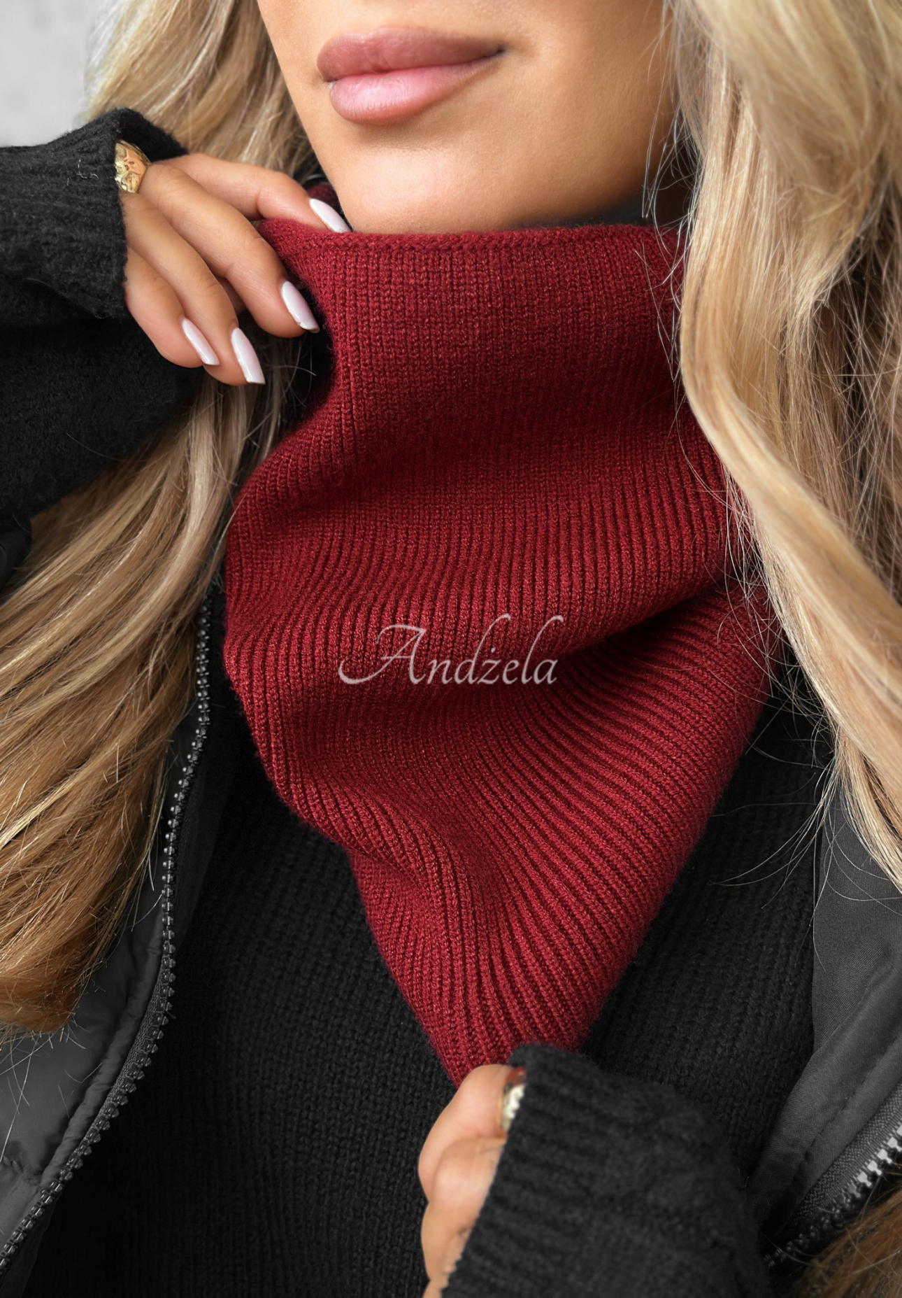 Enjoying Autumn chimney with viscose burgundy