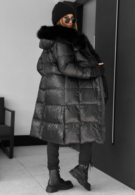 Puchowa kurtka z futerkiem Zero Contact czarna