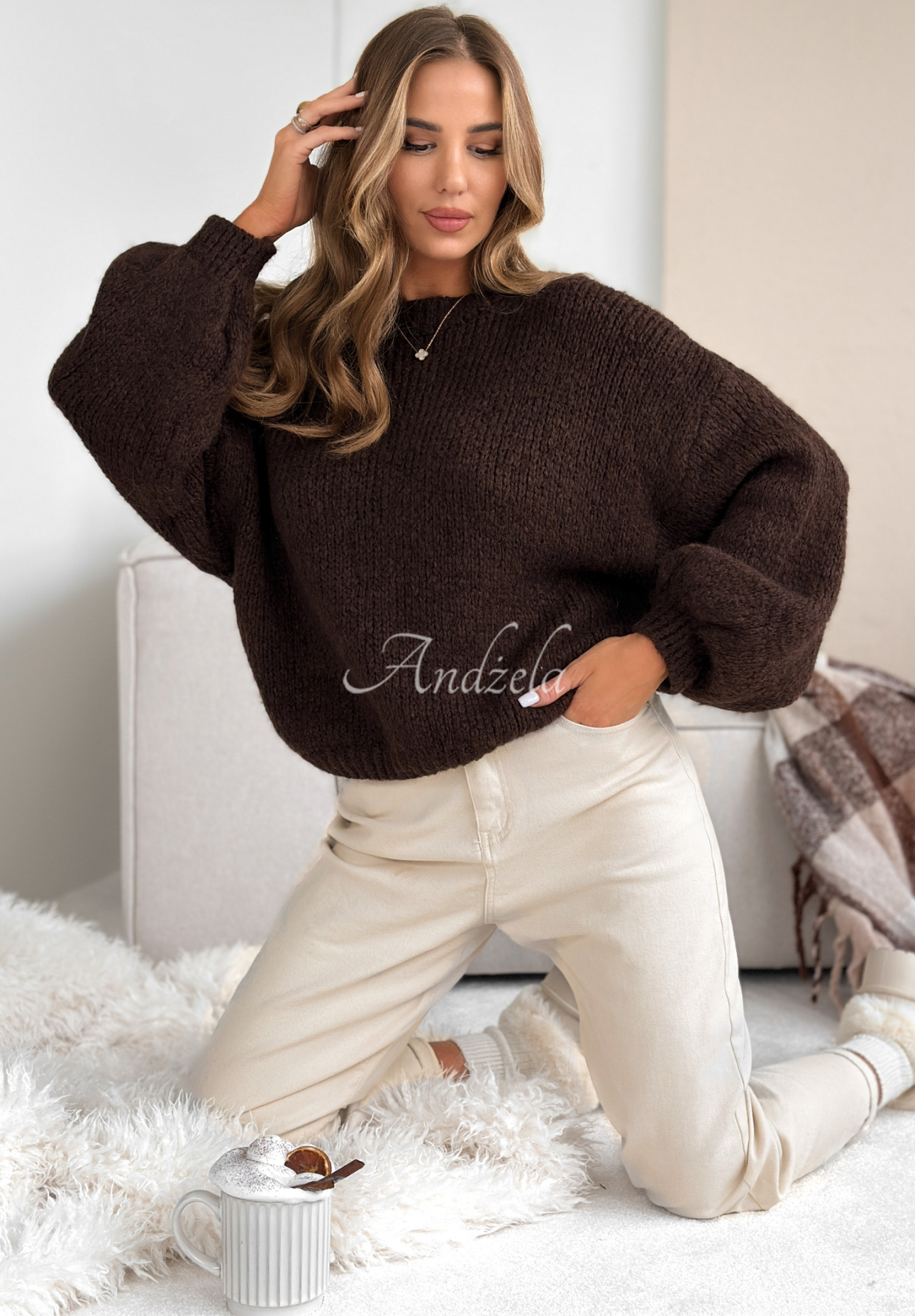 Pink Mountain wool oversize sweater chocolate