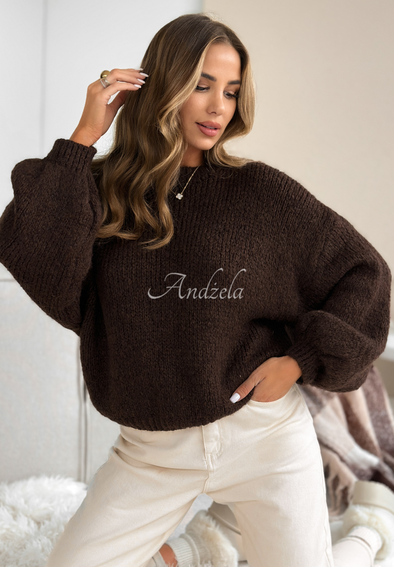 Pink Mountain wool oversize sweater chocolate