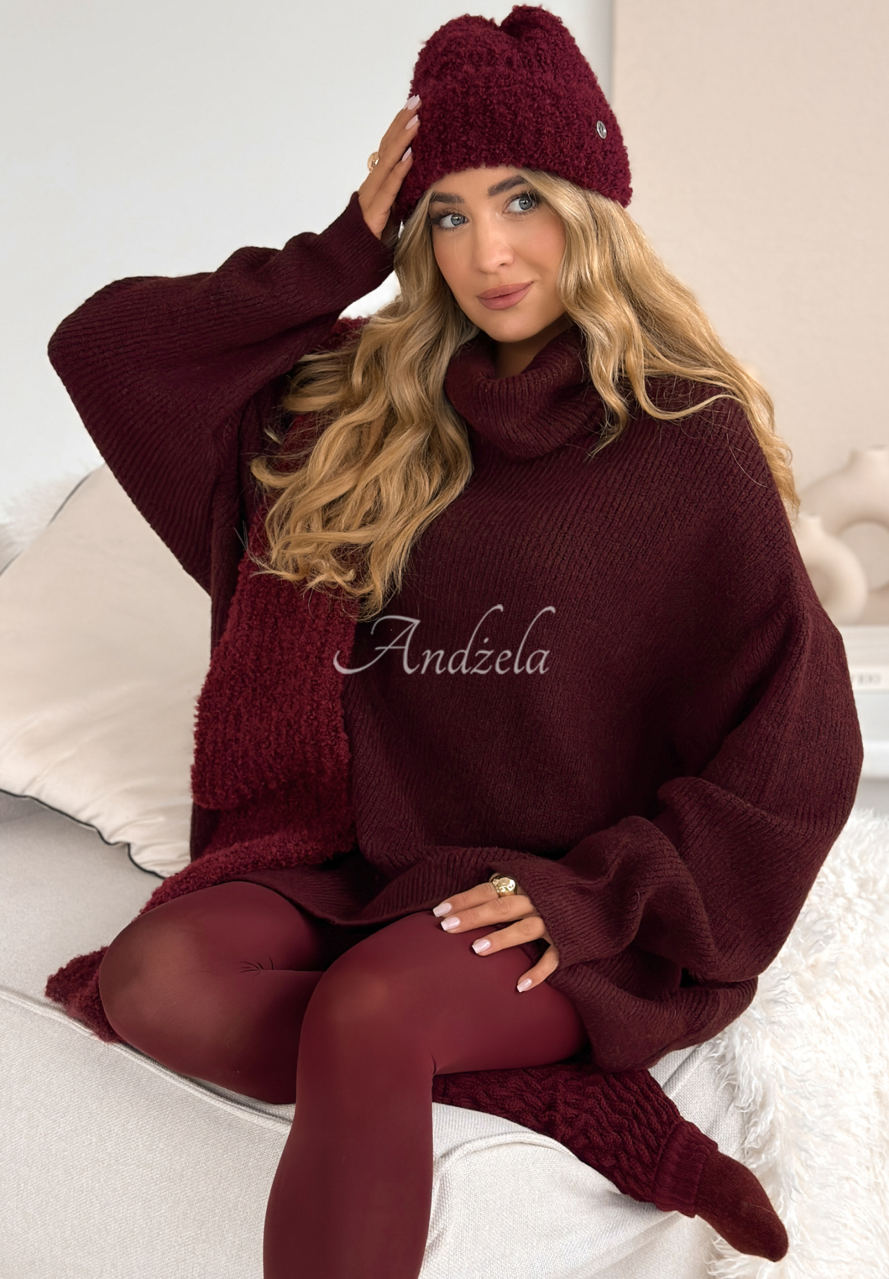 Sweter z golfem Mavi burgundowy