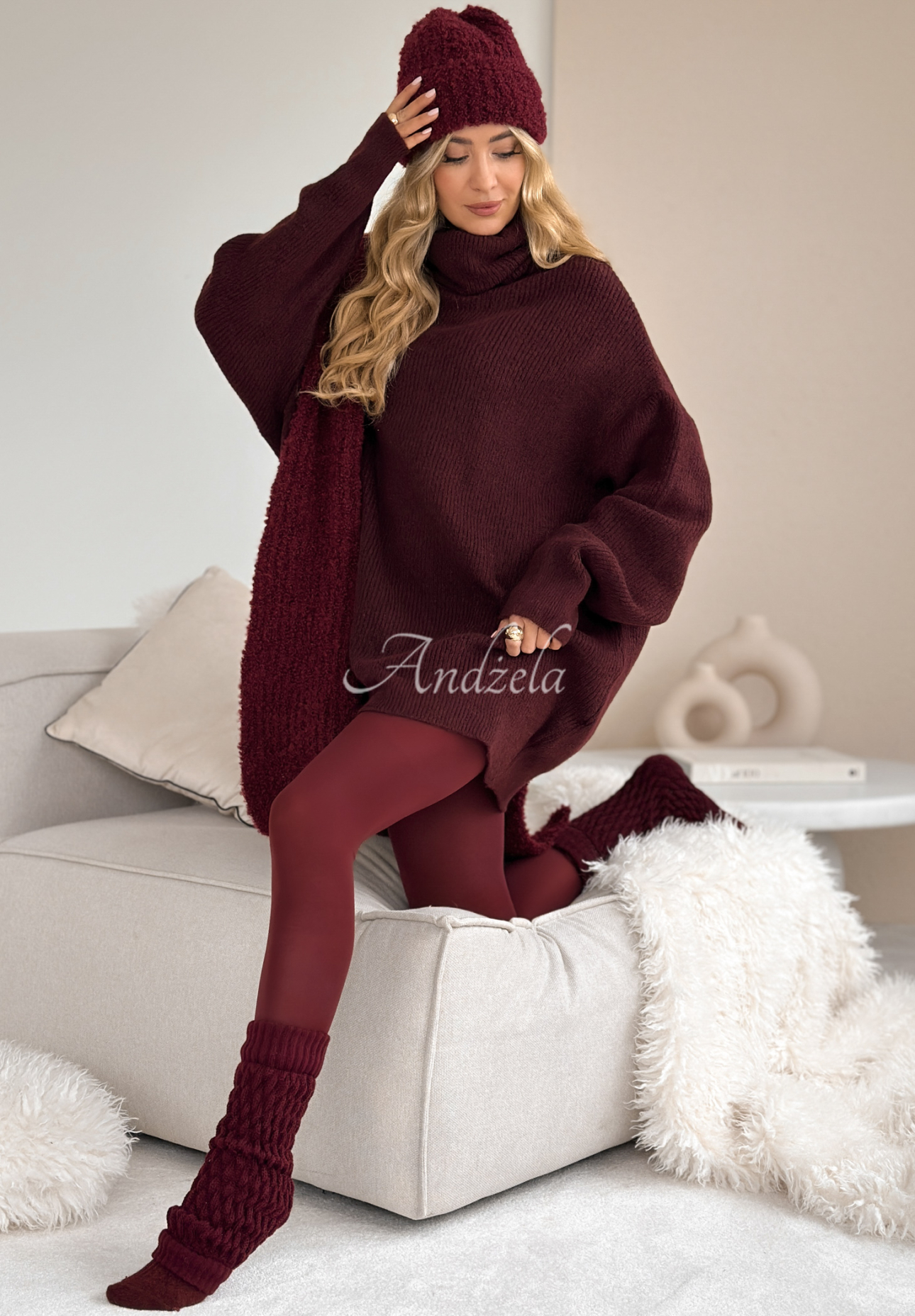 Sweter z golfem Mavi burgundowy