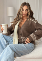 Krótki kardigan we wzory Short Winter Days czekoladowy