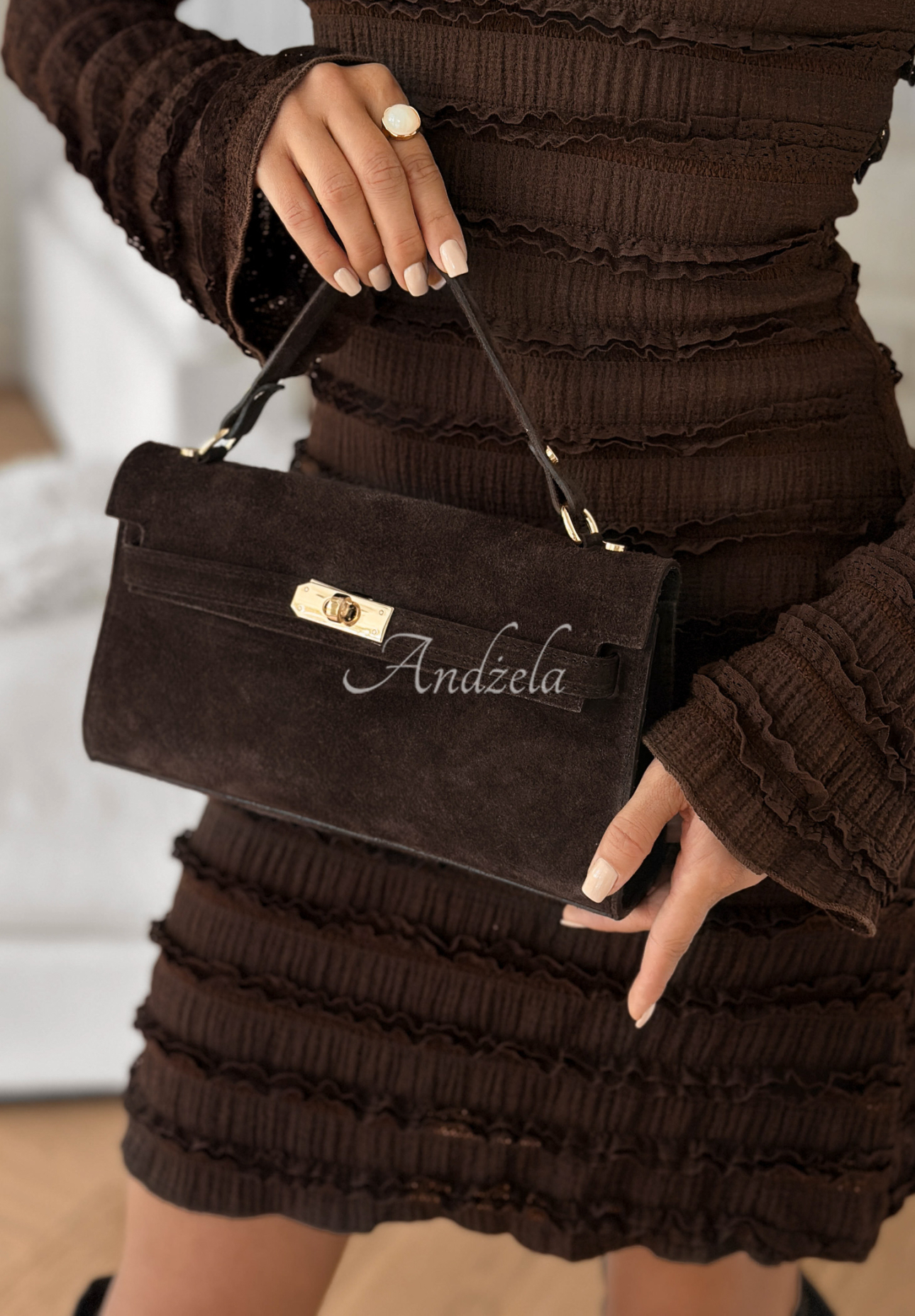 Weekend Only chocolate suede handbag
