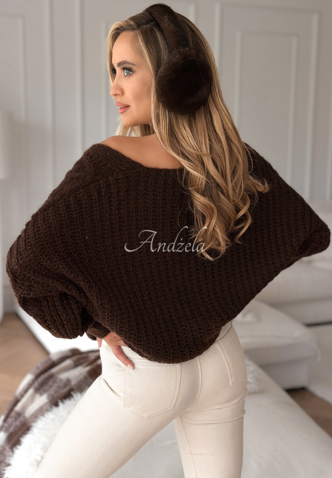 Ozdobnie pleciony kardigan Want To Be Loved czekoladowy