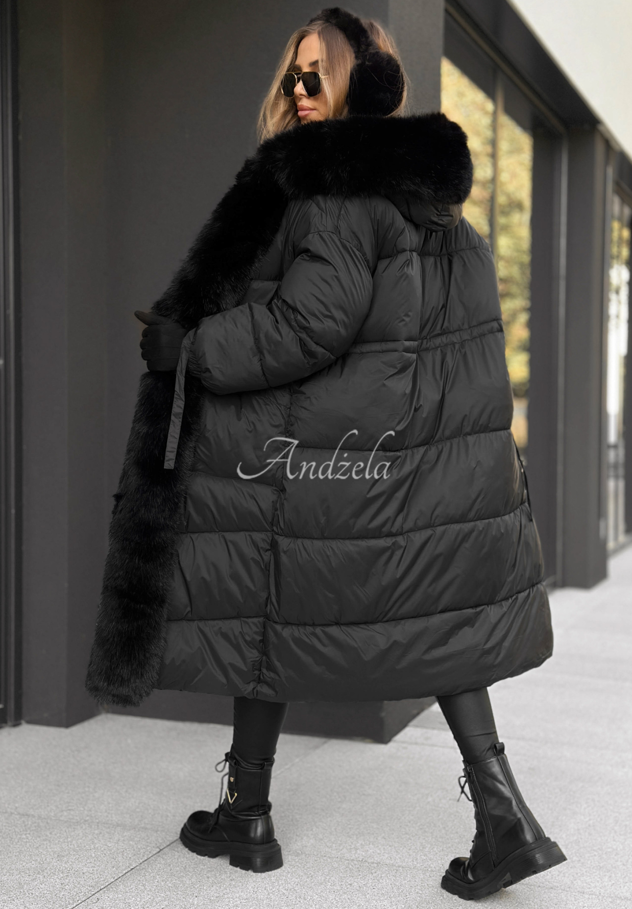 Long quilted jacket with fur Mountain House black