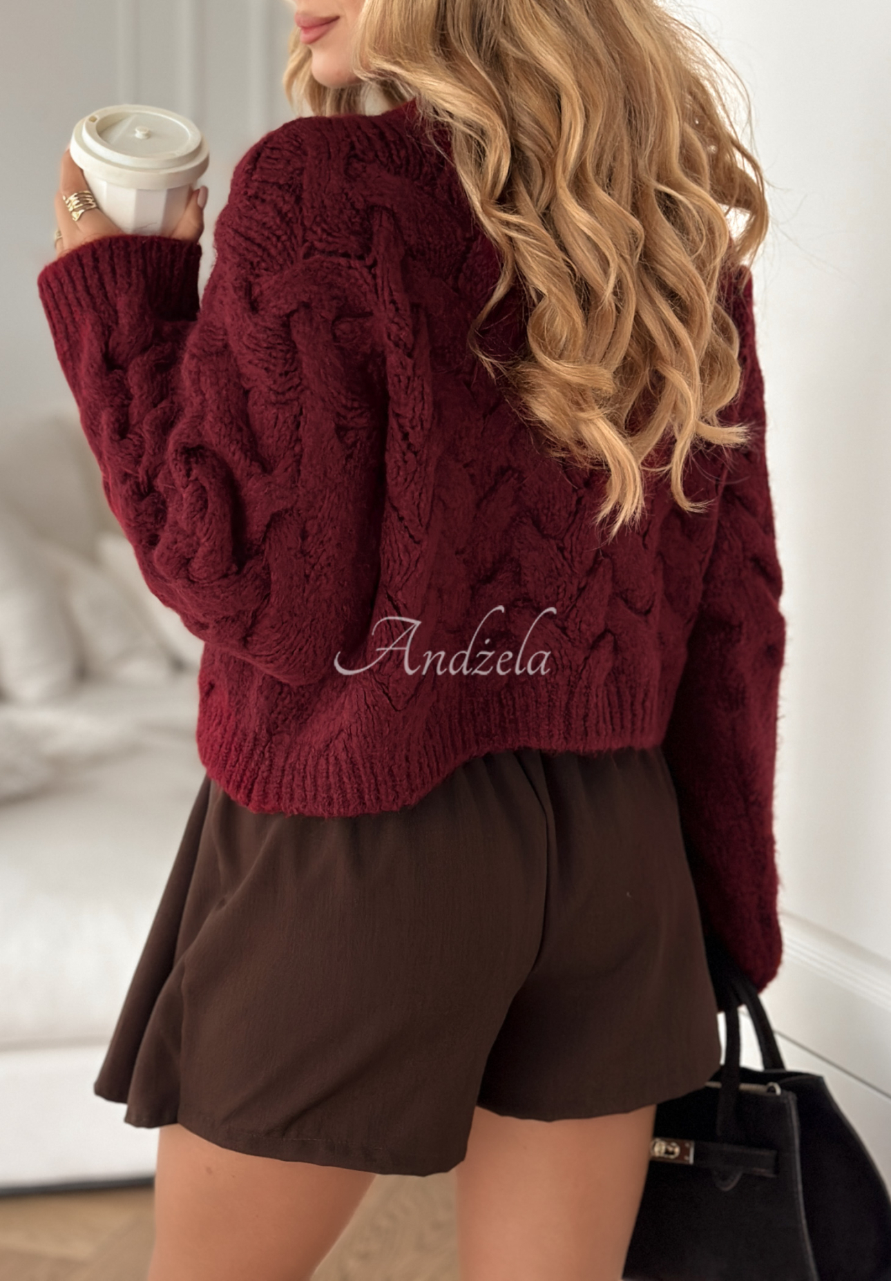 Short decorative braided sweater with wool and viscose Hugging Me burgundy