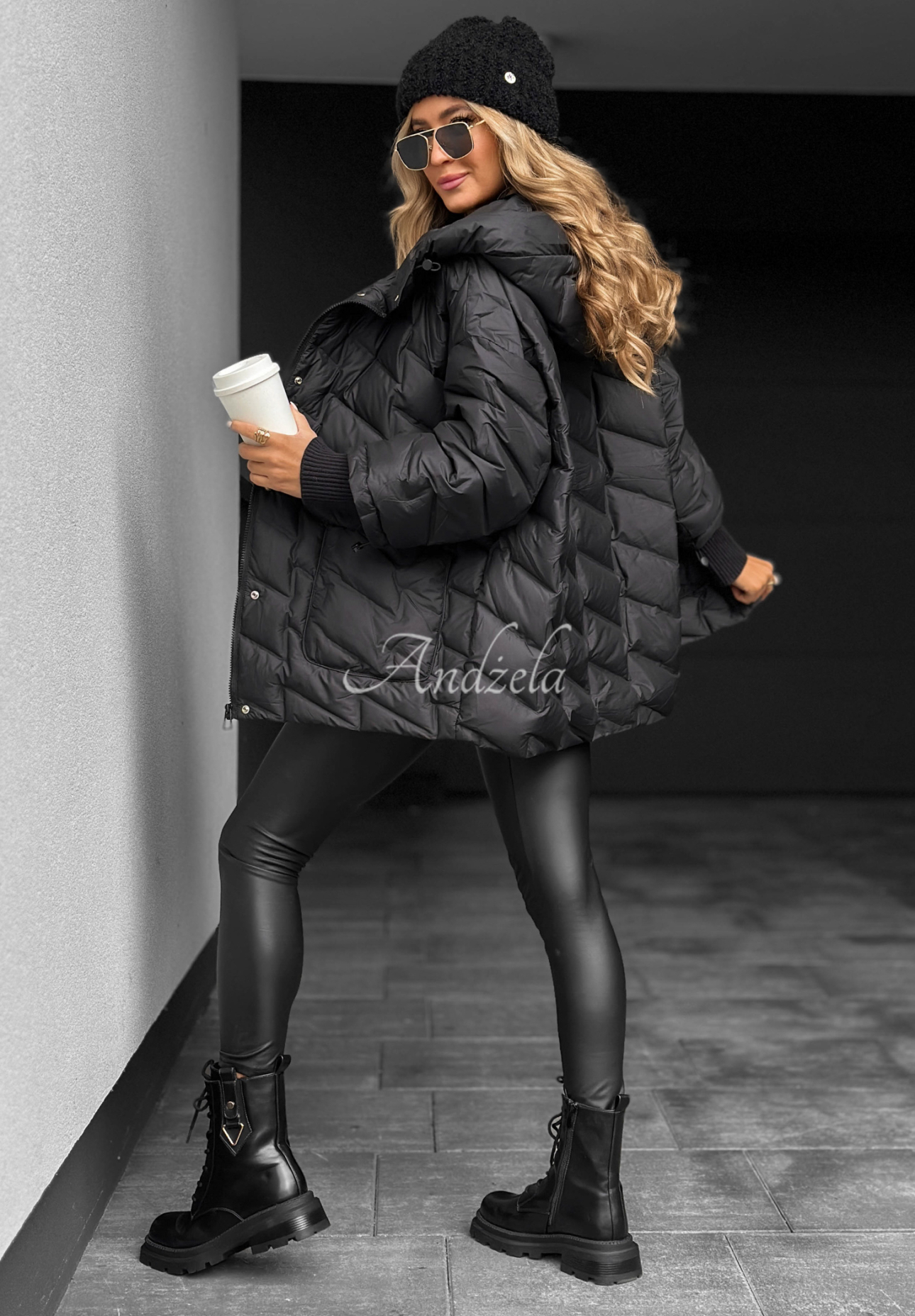 Choose Yourself hooded down jacket black