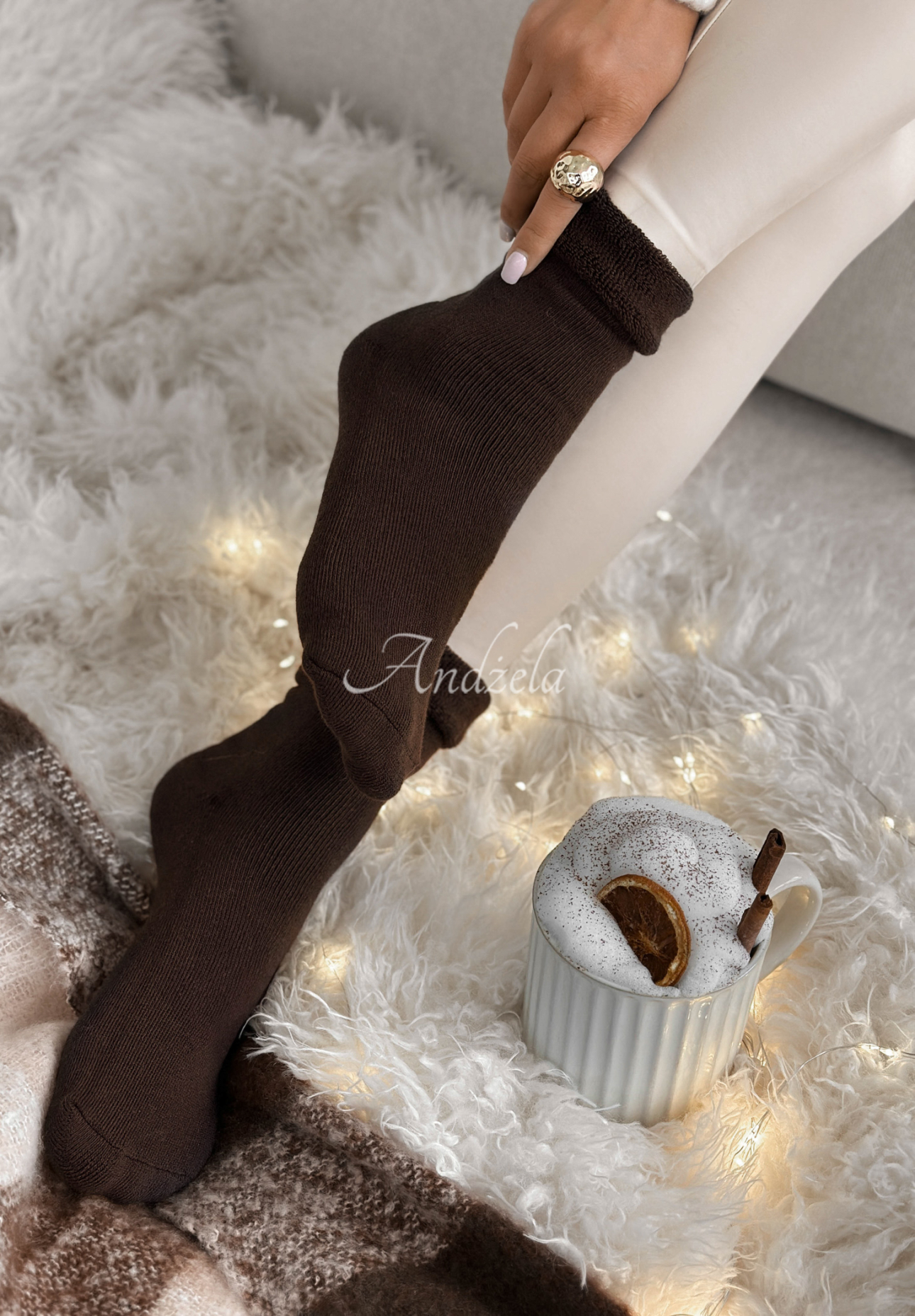 Cozy Mood chocolate long socks
