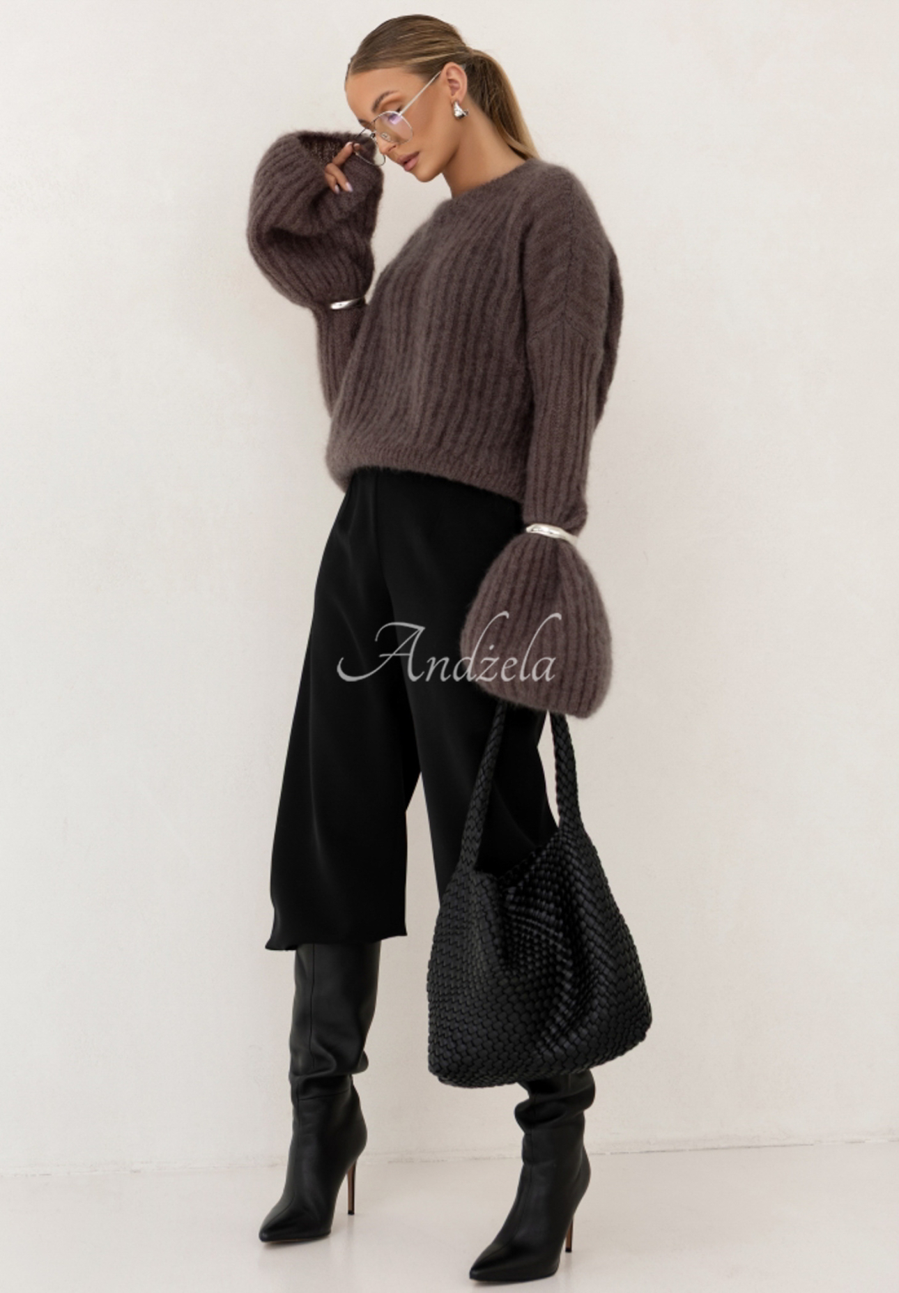 Mohair sweater with wide sleeves Cocomore Cloudly light chocolate