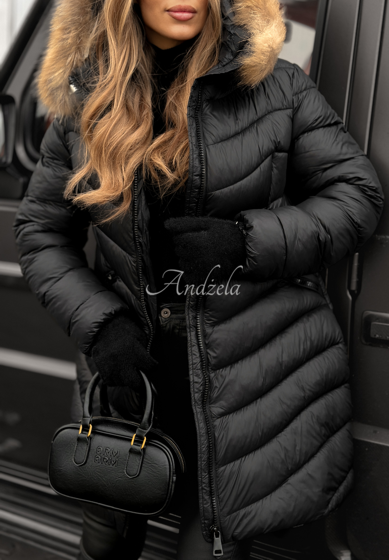 Quilted hooded jacket Winter black