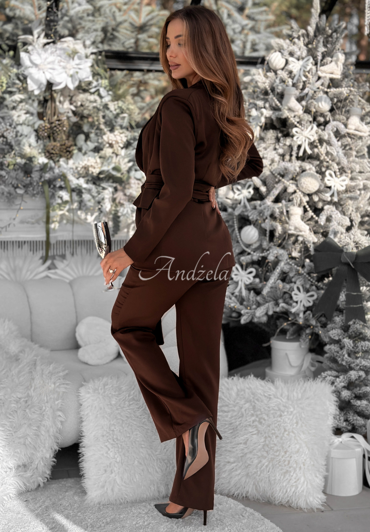 Old News jacket and pants set chocolate