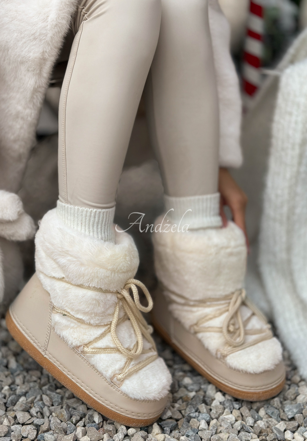 Snow boots with fur End Of Year beige