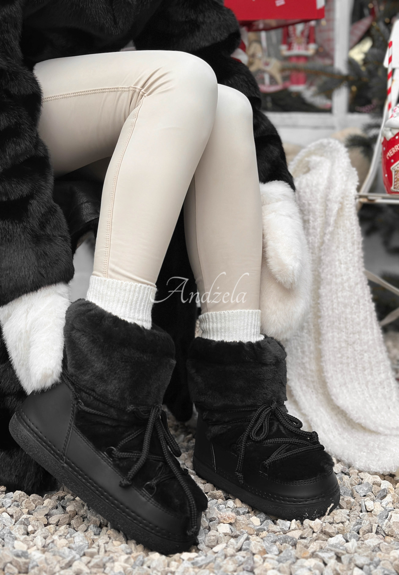 Snow boots with fur End Of Year black