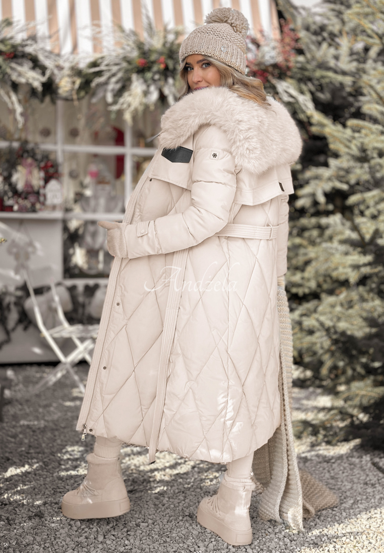 Hot Coffee beige quilted fur jacket