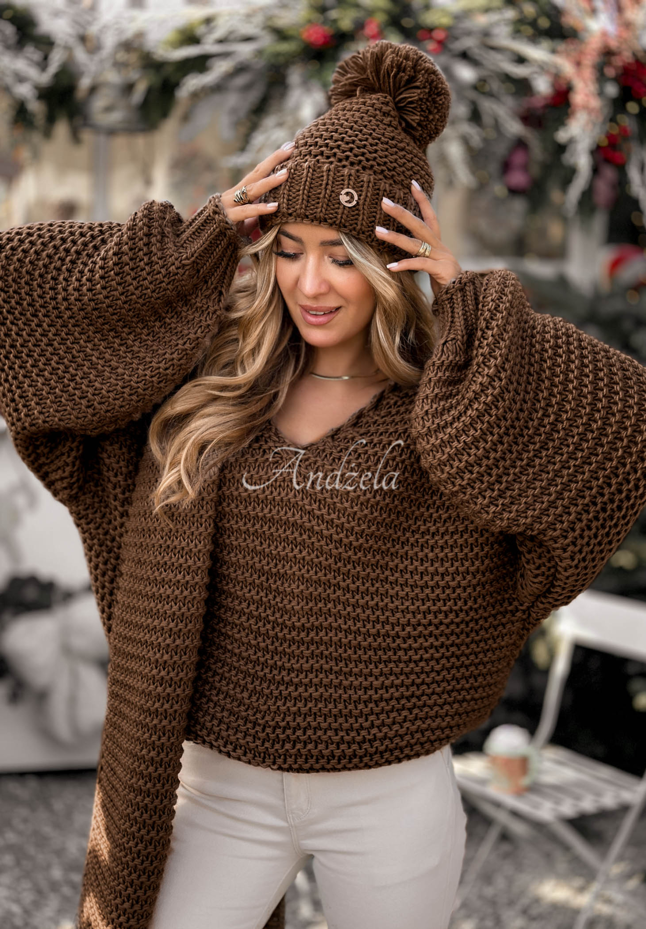 Braided wool sweater Winter Is Calling chocolate