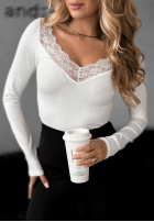 Bluzka longsleeve z koronką Miss In Me ecru