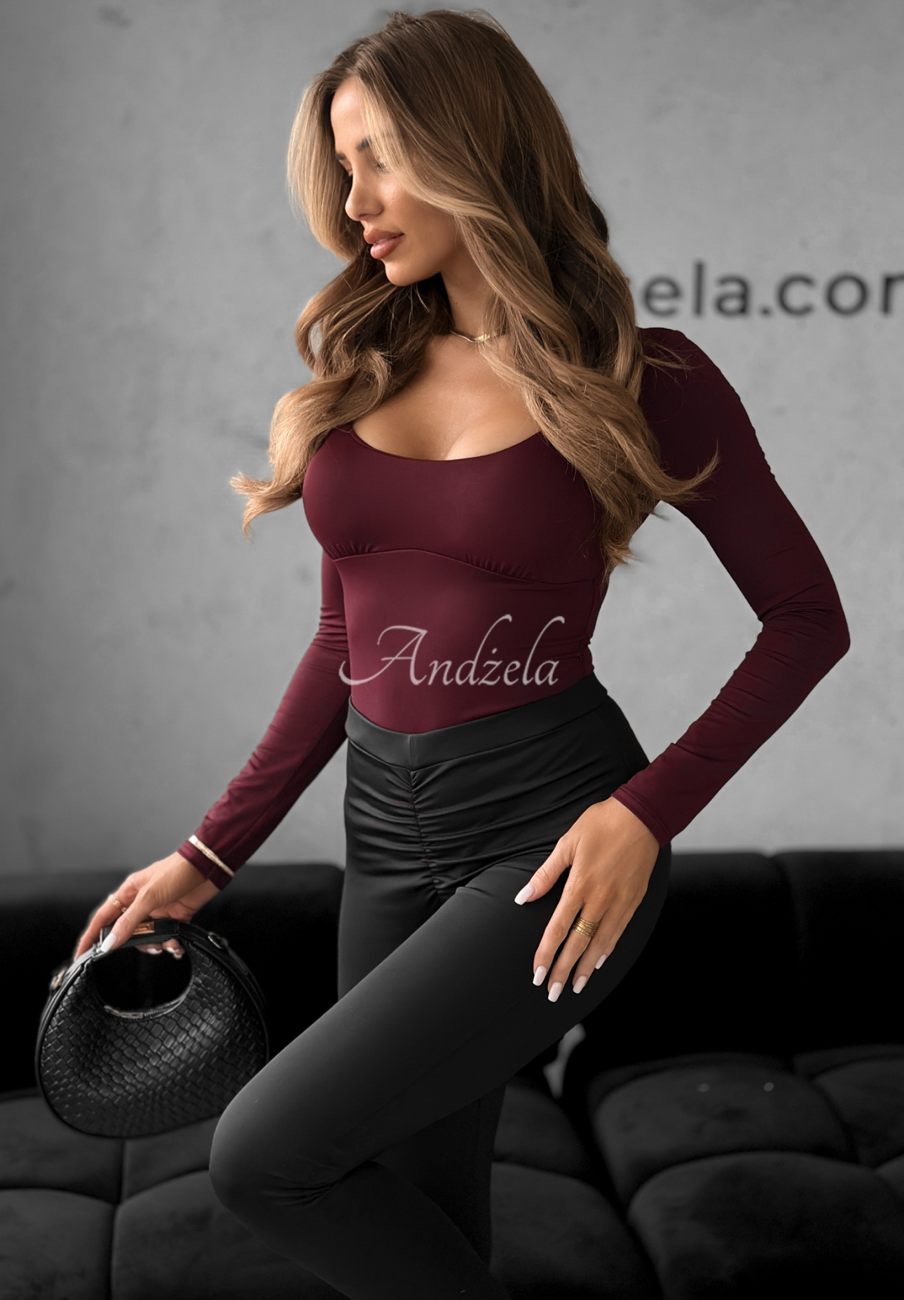 Body z dekoltem Come Over burgundowe