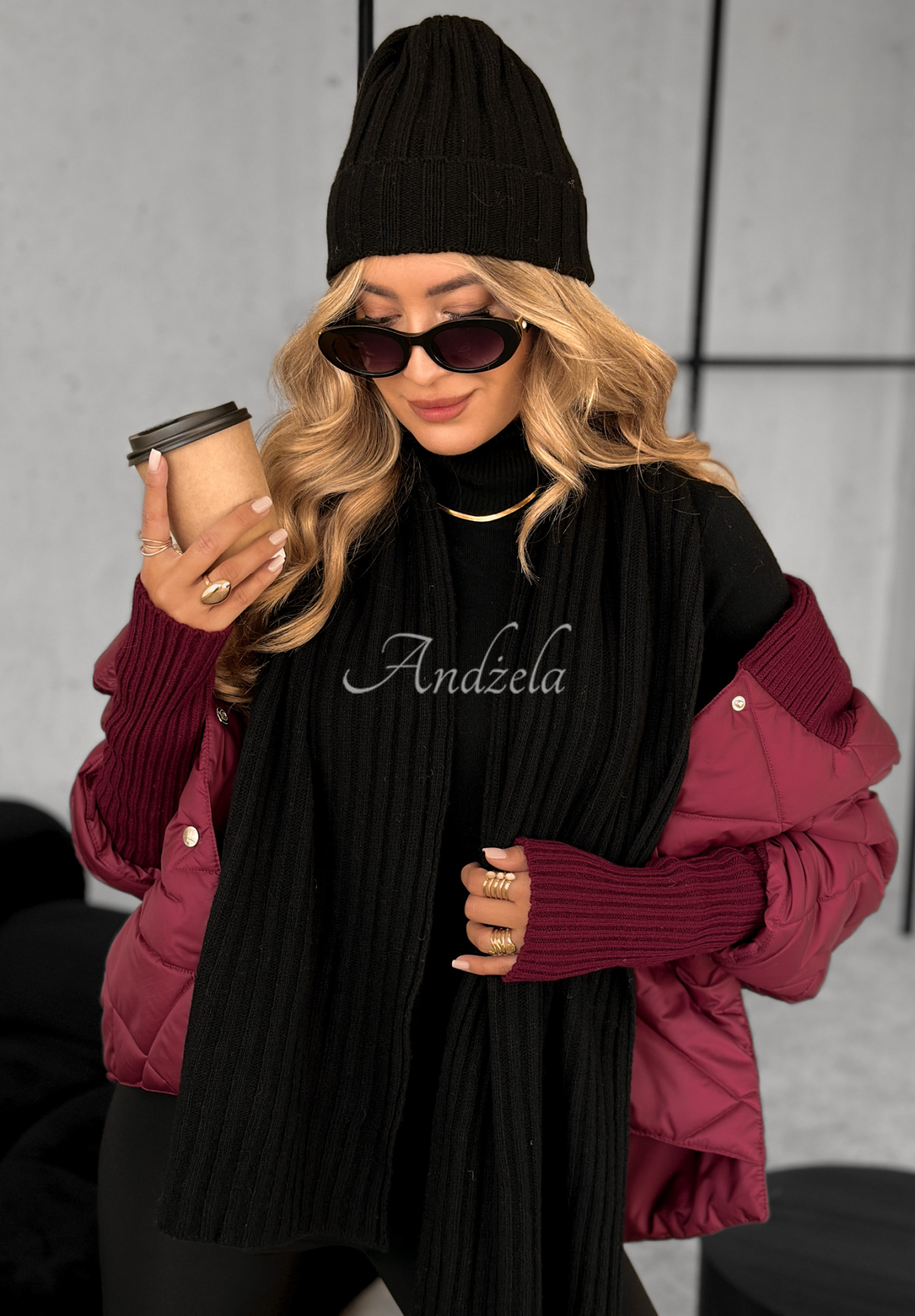 Ribbed cap and scarf set with wool and cashmere Snow Dates black