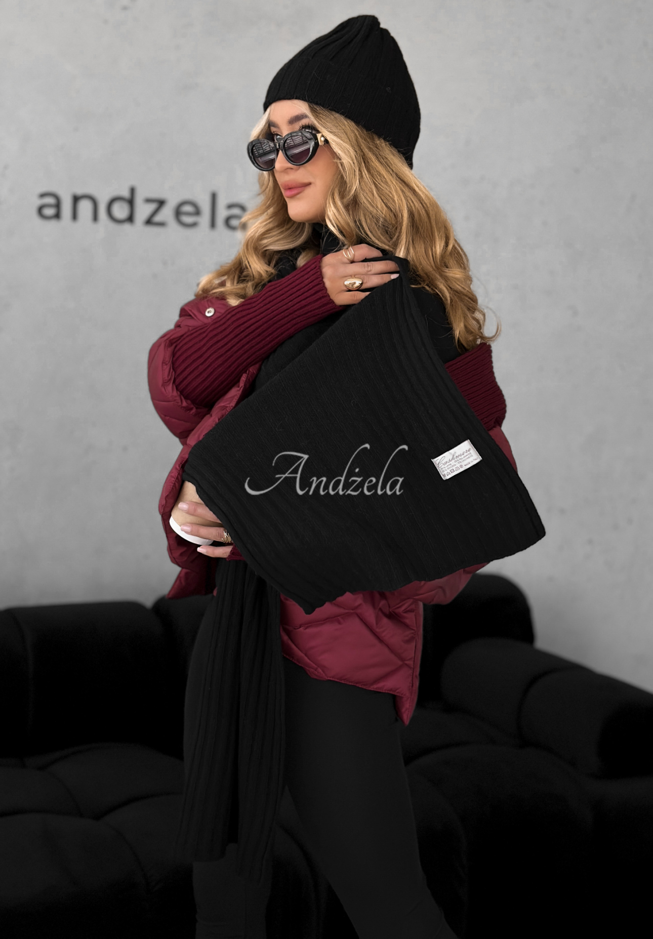 Ribbed cap and scarf set with wool and cashmere Snow Dates black