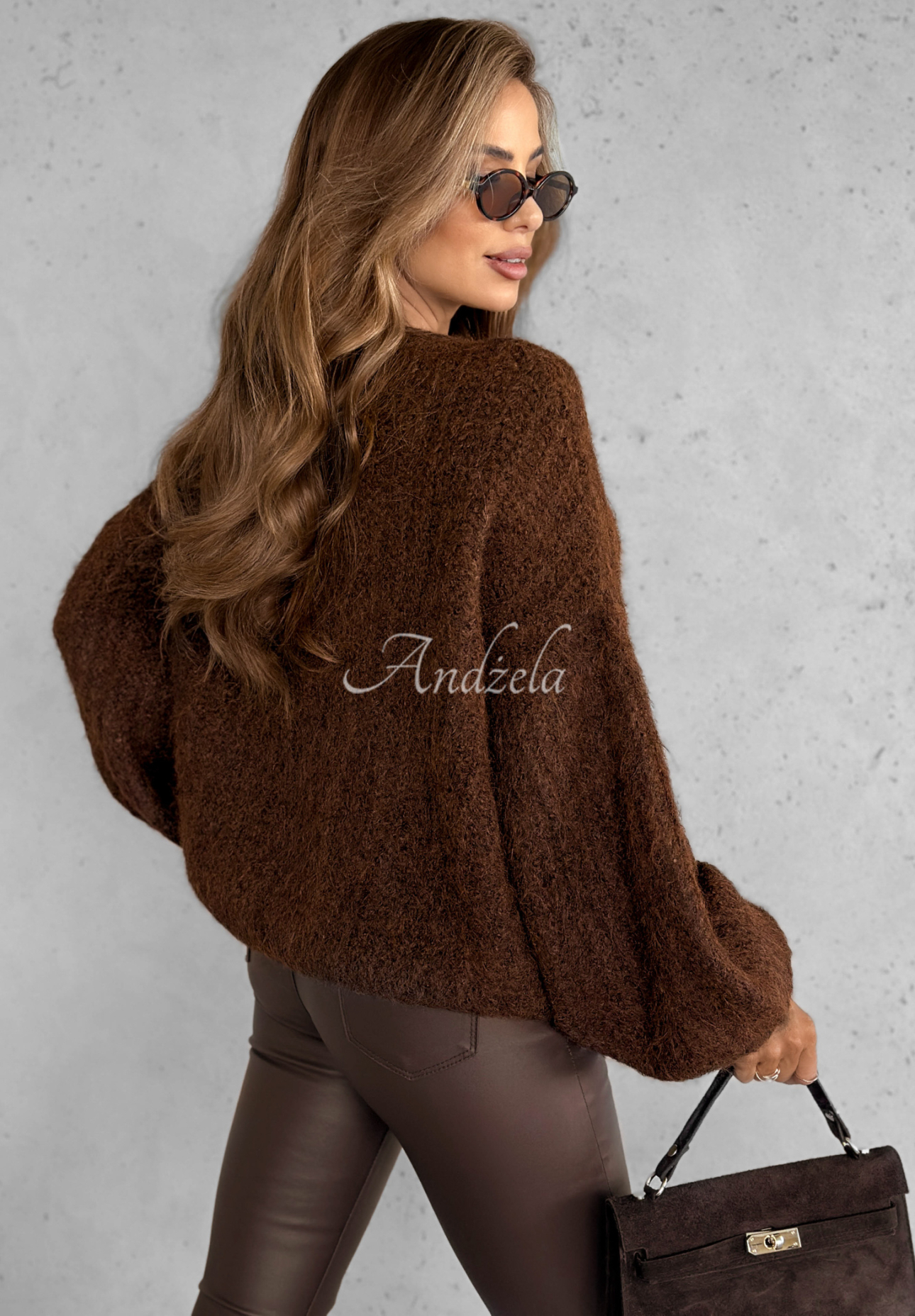 Viscose short cardigan with buffets and wool Snow Hill chocolate