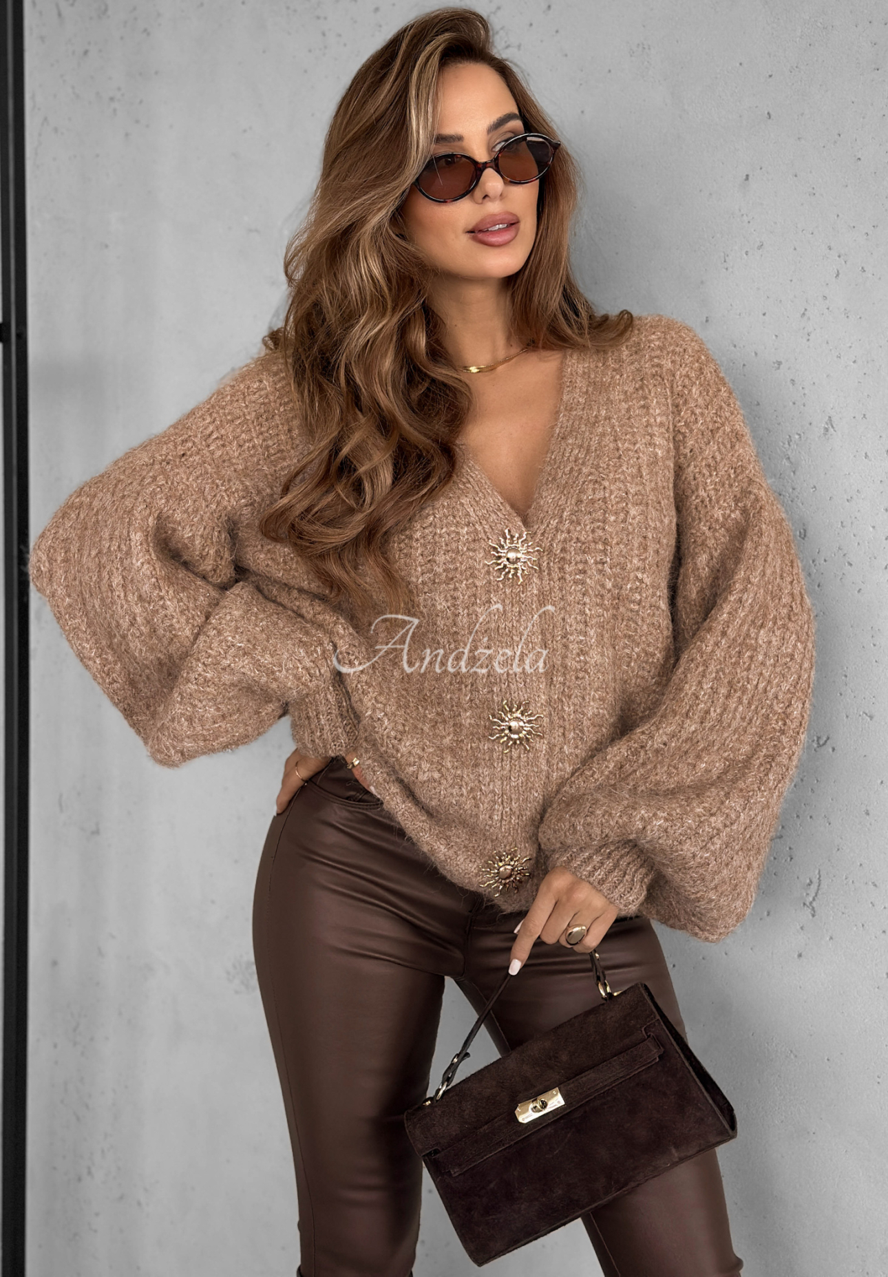 Viscose short cardigan with buffets and wool Snow Hill camel