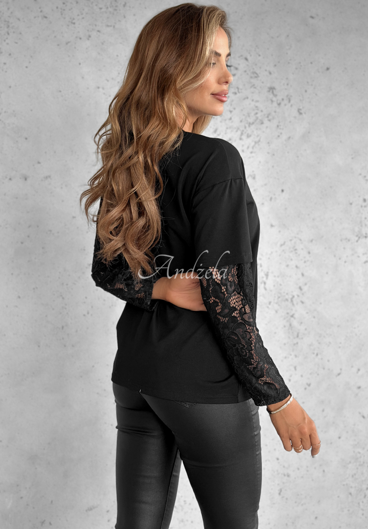 T-shirt with lace sleeves The Only Thing black