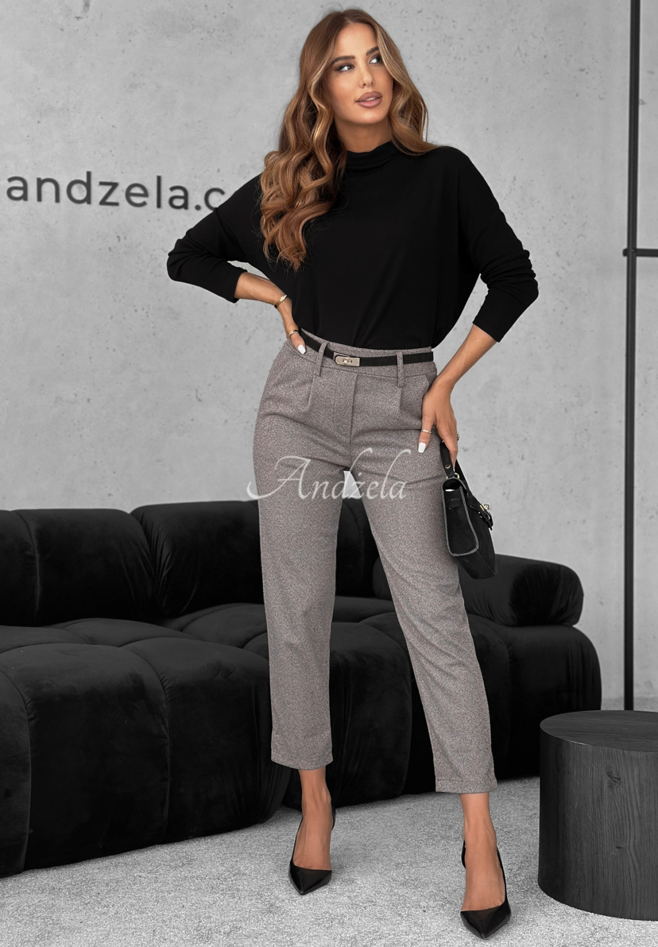 Elegant pants Who Cares beige.