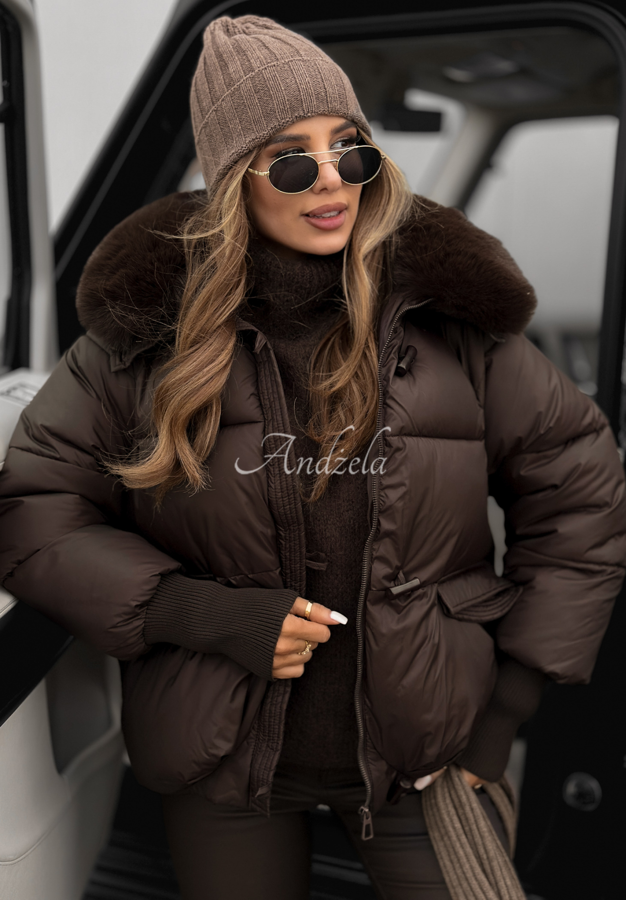 Quilted jacket with hood and fur Little Snowman chocolate