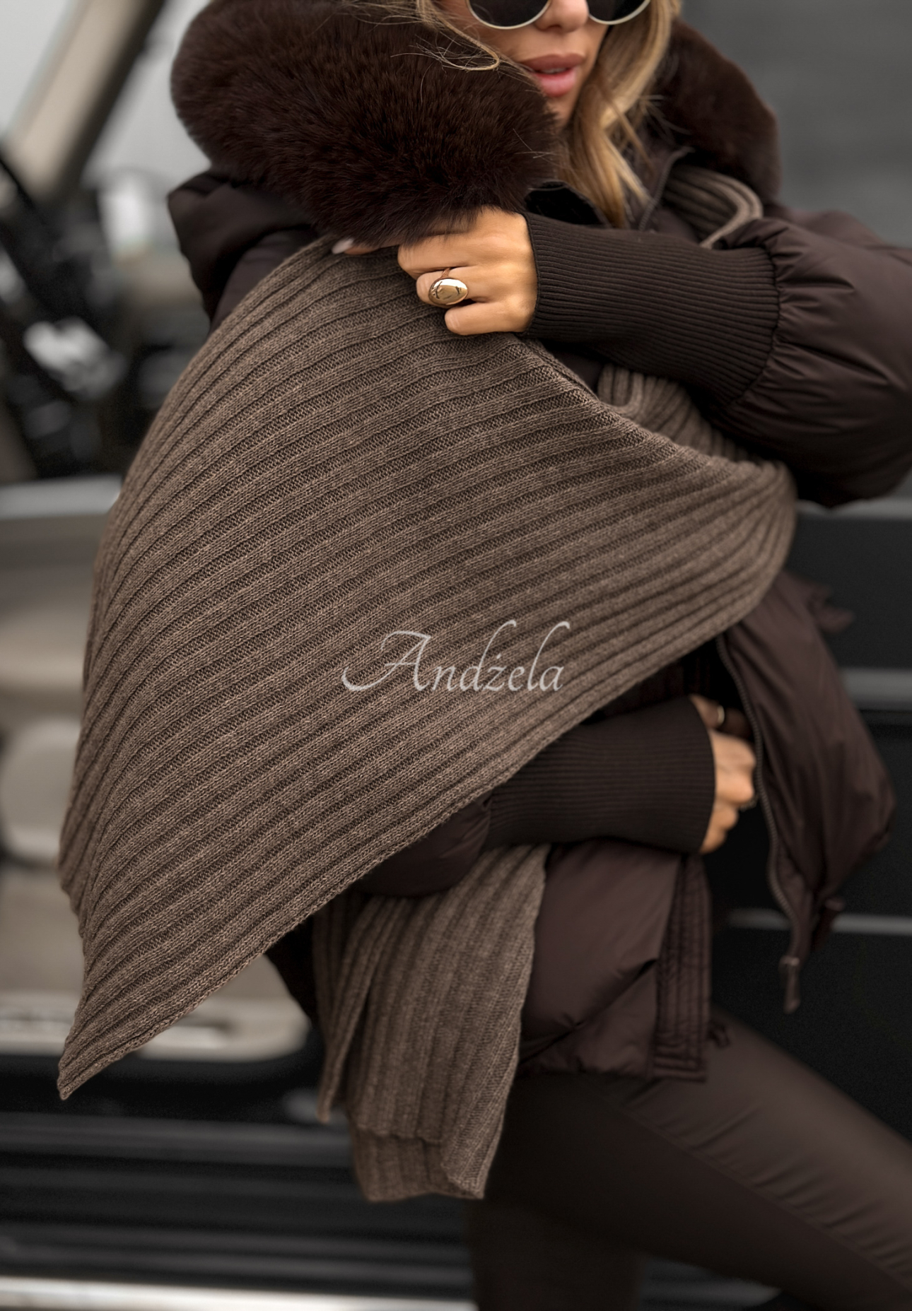 Ribbed cap and scarf set with wool and cashmere Snow Dates mocha