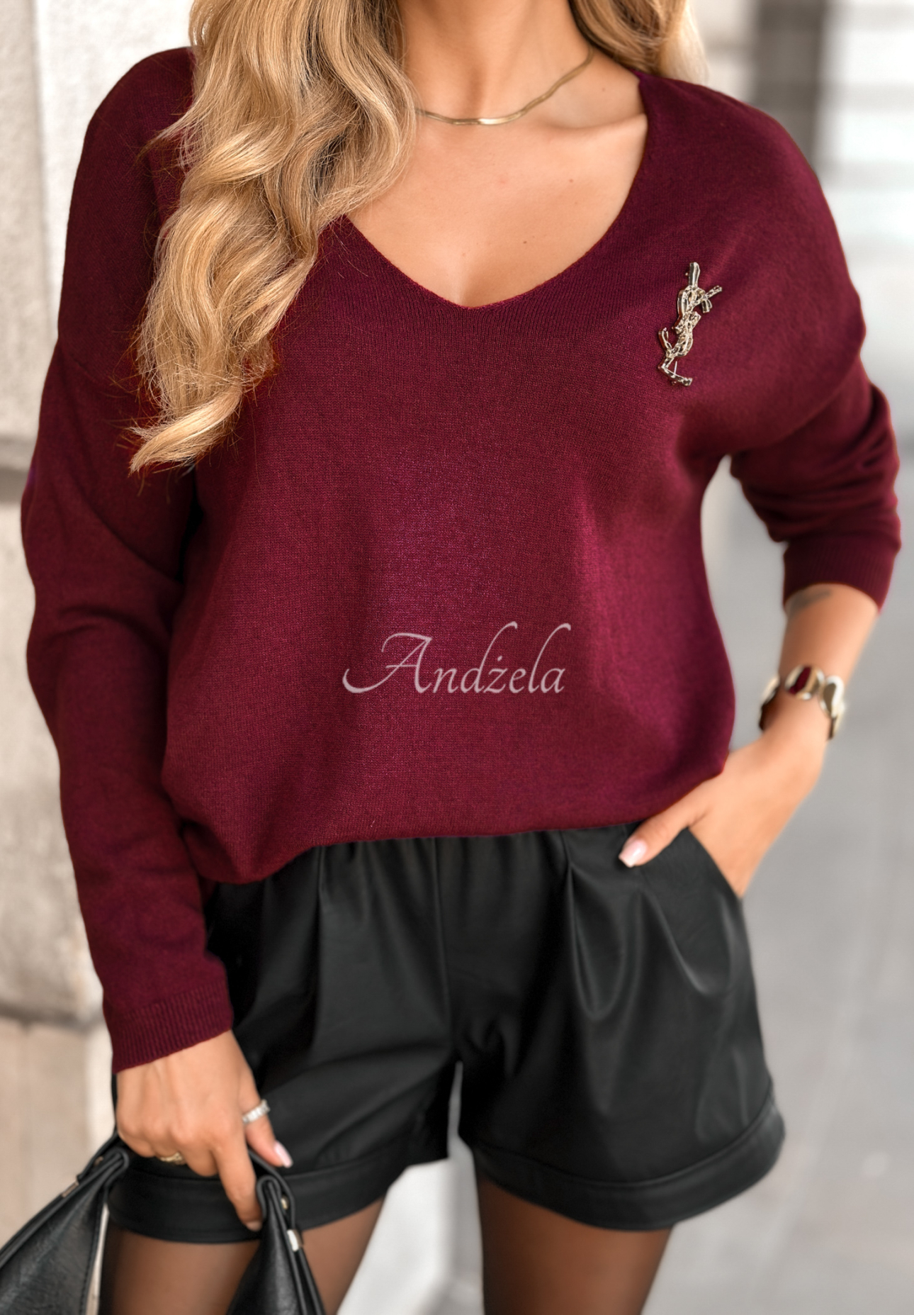 Lightweight sweater with neckline Sensibility burgundy