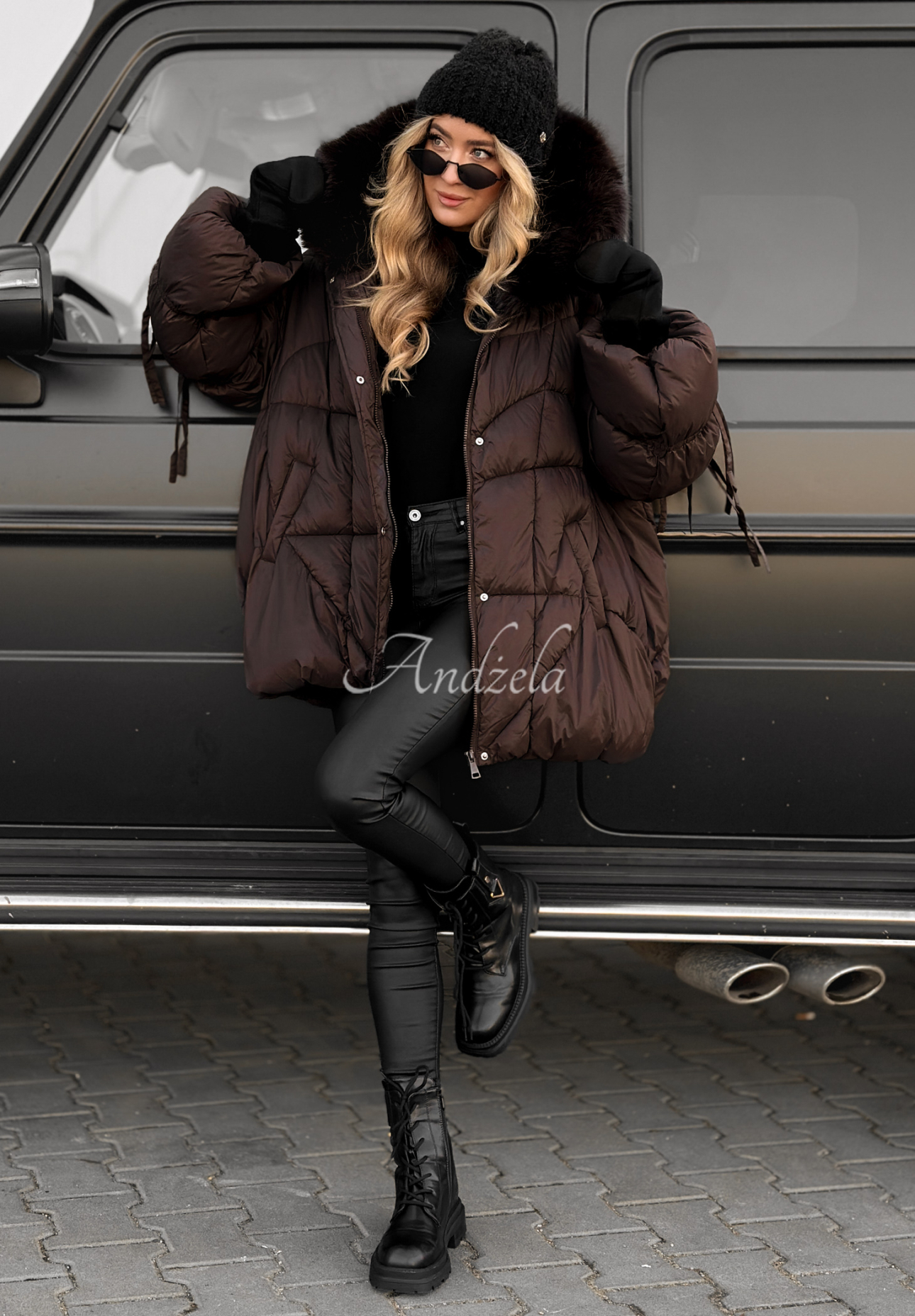 Quilted jacket with fur Cold Without You chocolate.